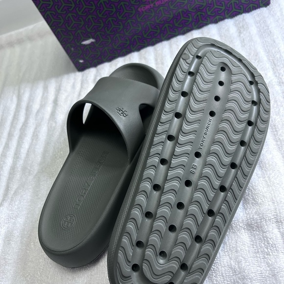 Tory Burch #8 - Picture 9 of 14